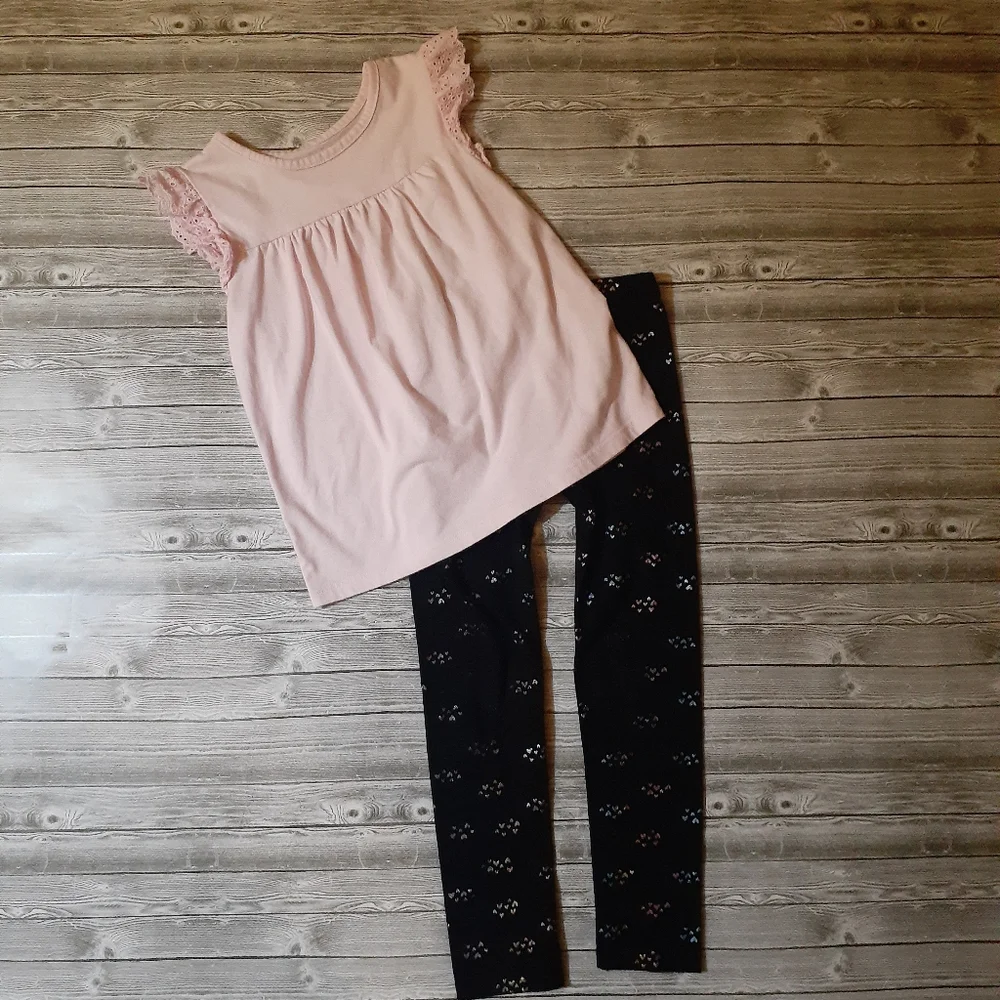 10/$40 Cat & Jack Girls Outfit